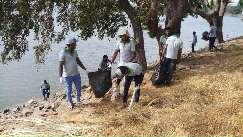 Nuwarawewa Cleaning Programme
