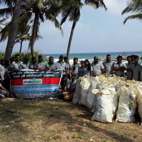 CRS Activity - Cleaning Programme in Karaitivu Beach